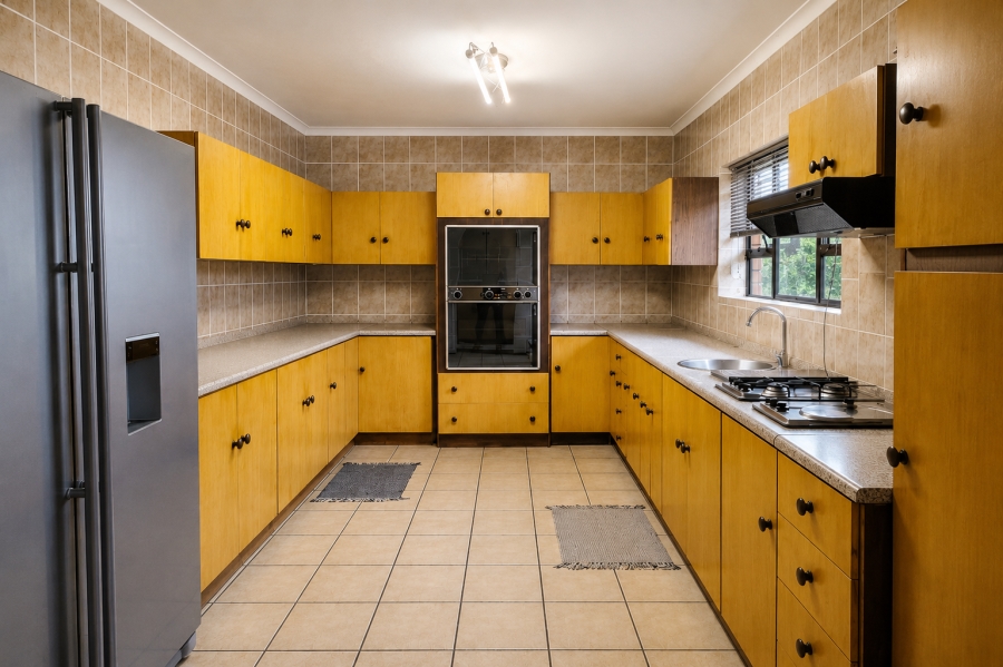 4 Bedroom Property for Sale in Lamberts Bay Western Cape